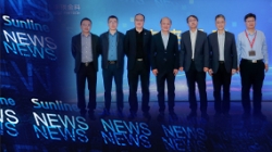 長亮科技董事長王長春一行到中銀金科參觀交流